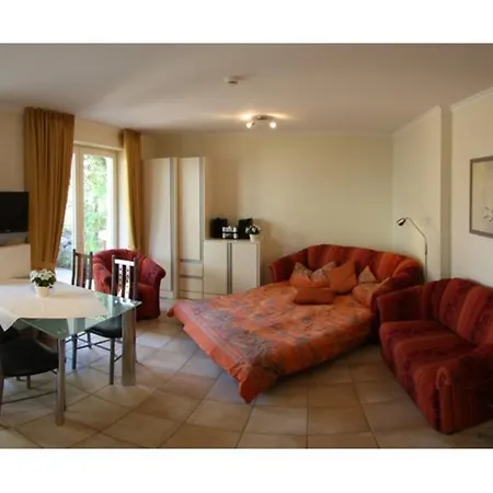 אתר נופש Moderne Strandvilla Strandnah Stra 3*