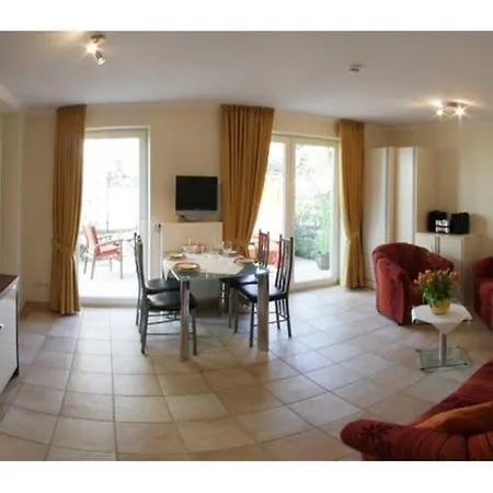 אתר נופש Moderne Strandvilla Strandnah Stra 3*